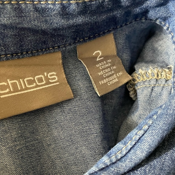 Chicos Women’s Sz L (2) Chambray Blue Denim Button Shirt Embroidered Boho - Picture 6 of 9